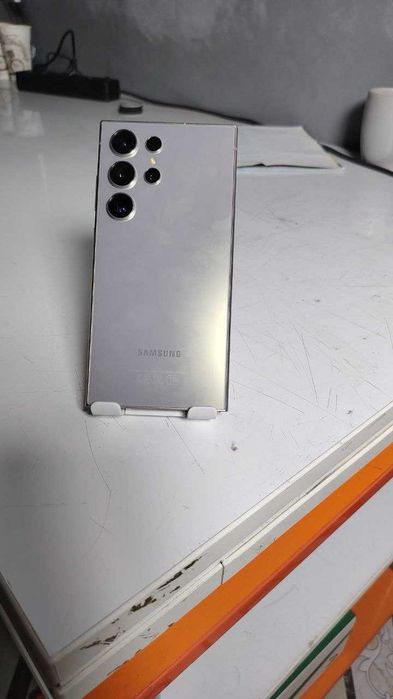 Samsung S24 Ultra Ideal xolatda Ofitsialniy (Koreyskiy emas)