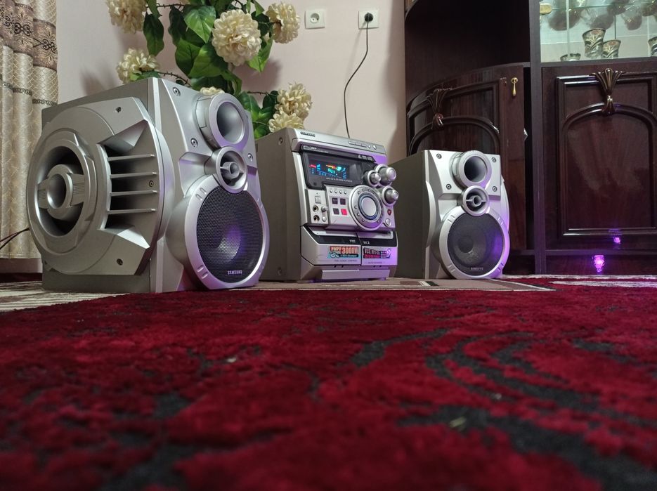 Музыкальный центр Самсунг