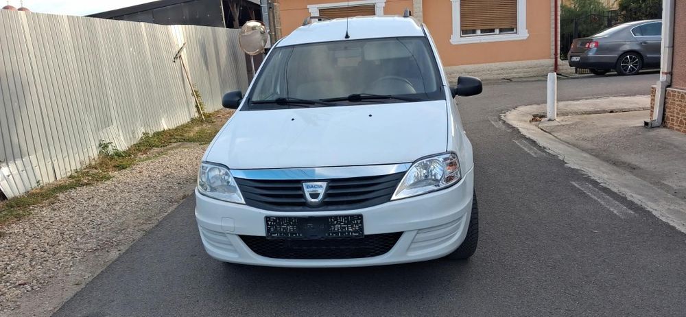 Dacia Logan Mcv 1.6 8 v an 2012 euro 5 recent adusa germania