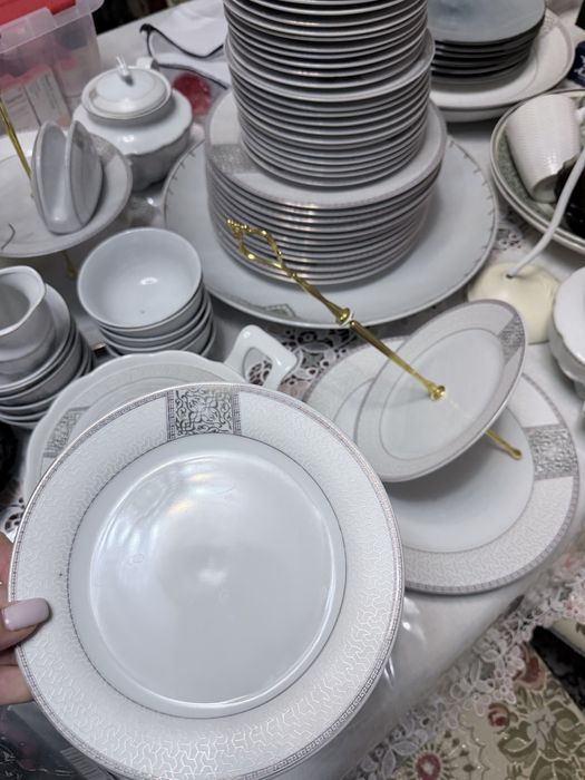 Продам сервиз новый в коробке