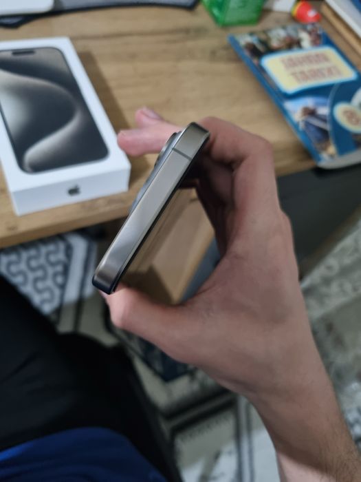 Iphone 15 pro б/у