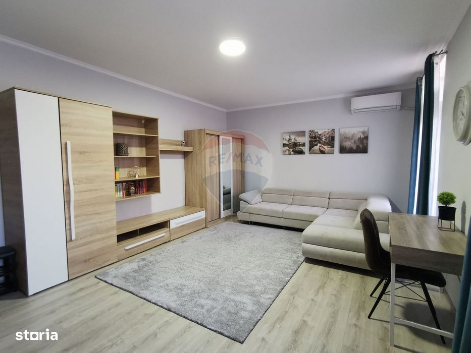 Apartament cu 2 camere de închiriat, zona Rogerius, Spitalul Municipal
