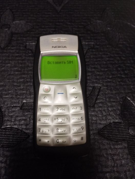 Assalom alekum Telefon Sotiladi Original Nokia 1100