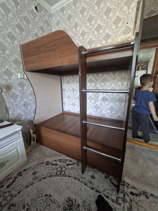 Продам кроват детсикй