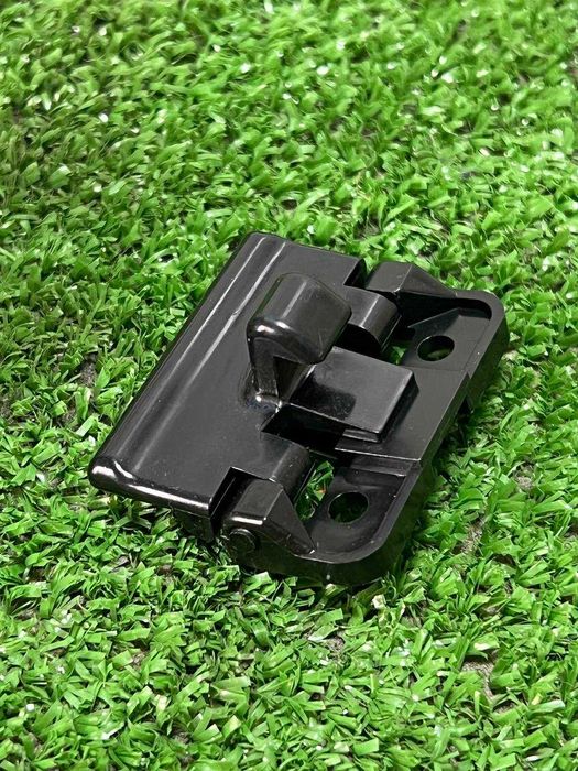 замок подлокотника на тойоту