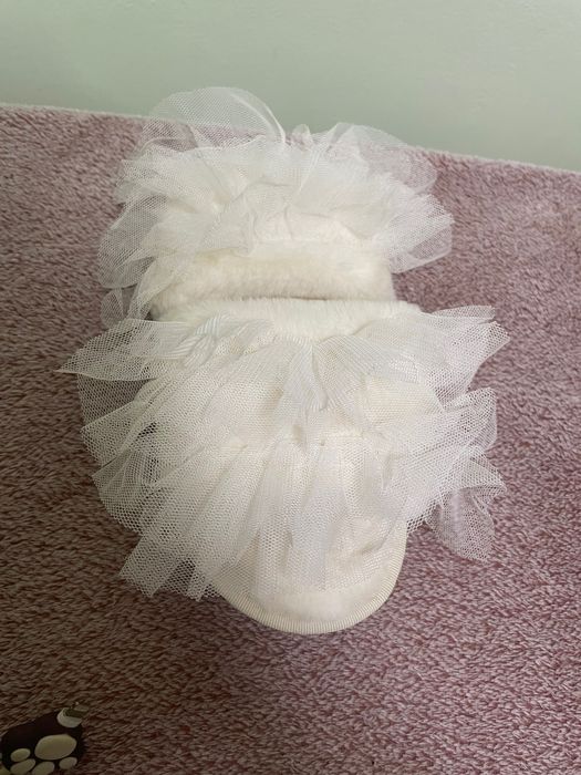 Șlapi pufoși de casă