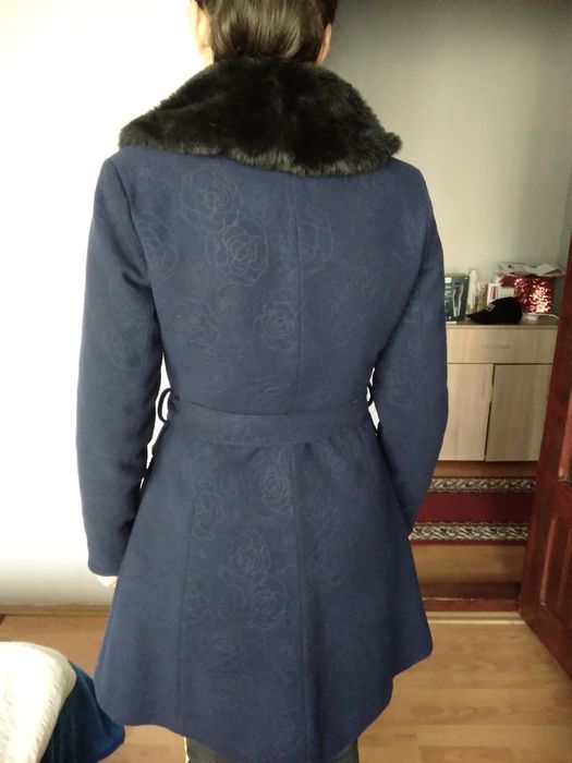 Palton dama stare impecabila puțin purtat