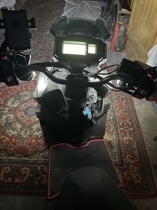 Продам скутер танк 149кубов