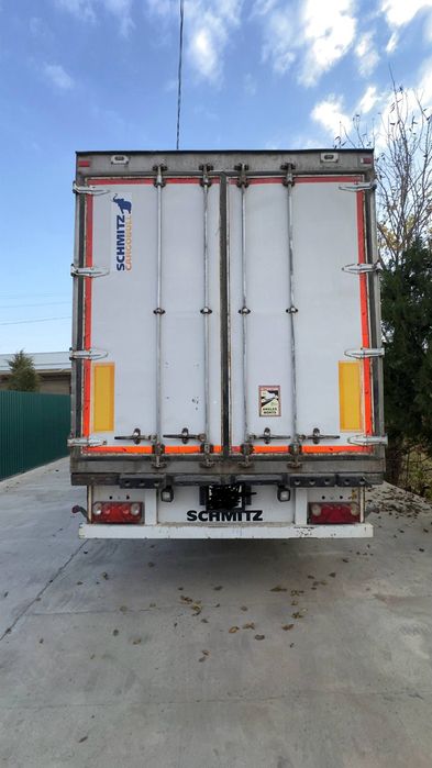 Рефрижератор SCHMITZ CARGOBULL Сотилади