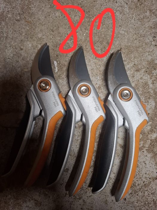 Diferite foarfece fiskars