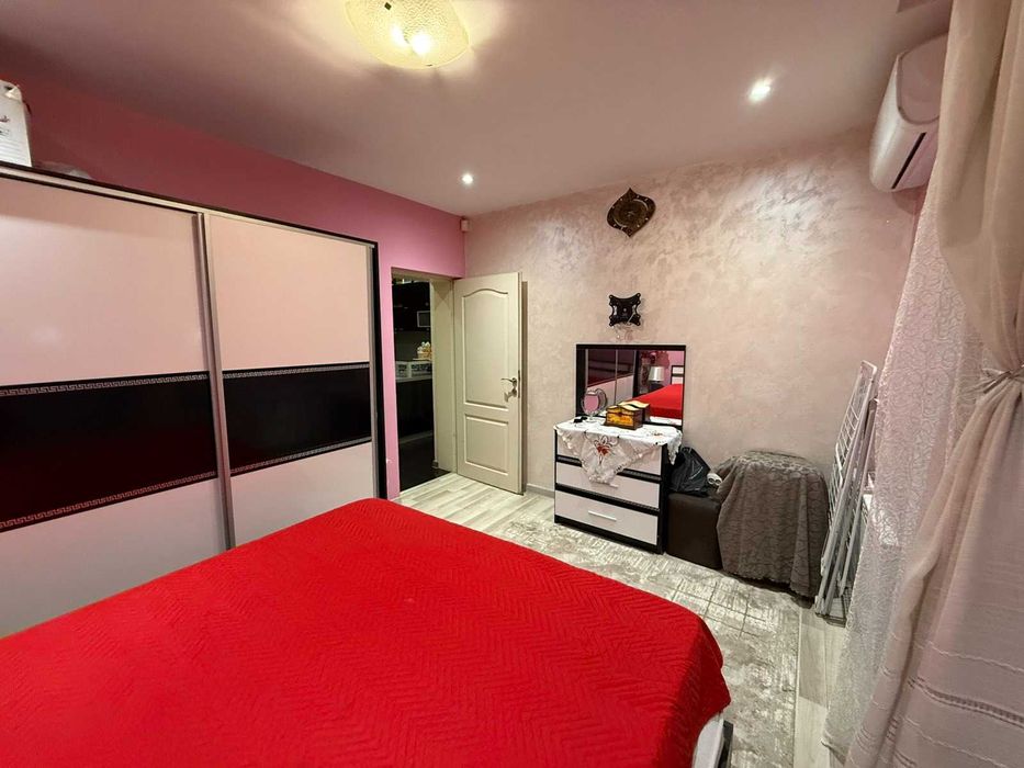 ТОП оферта! Етаж от къща с голям двор в гр. Божурище