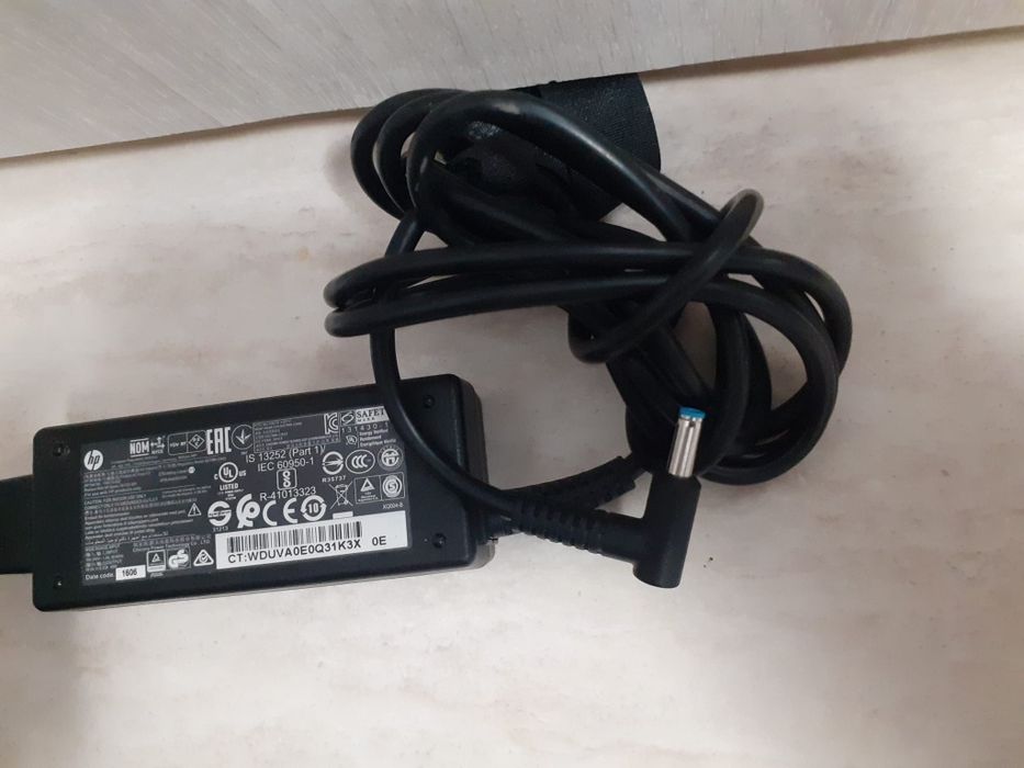 Alimentator Încărcător HP 19,5V 2,31A