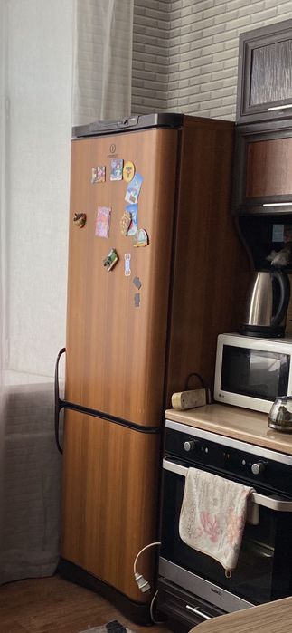 Холодильник б/у на запчасти