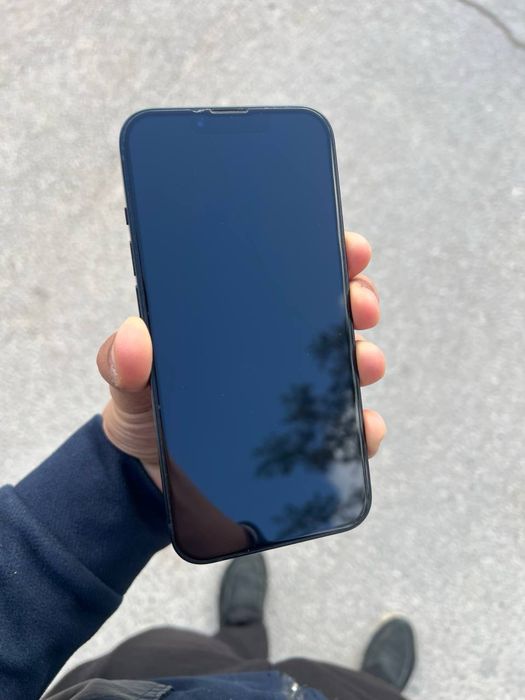 iPhone 13 Midnight