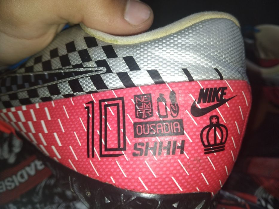 Детски стоножки за футбол