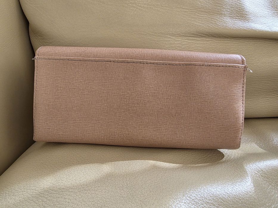 Оригинално портмоне Furla.