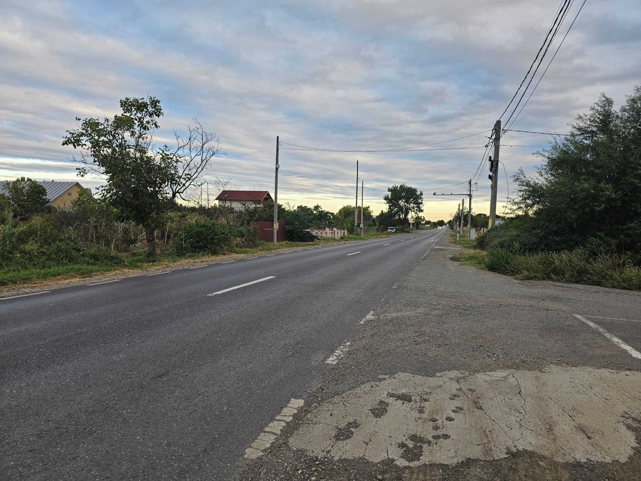 Teren vanzare Vanatori, deschidere DN26 , STRADAL