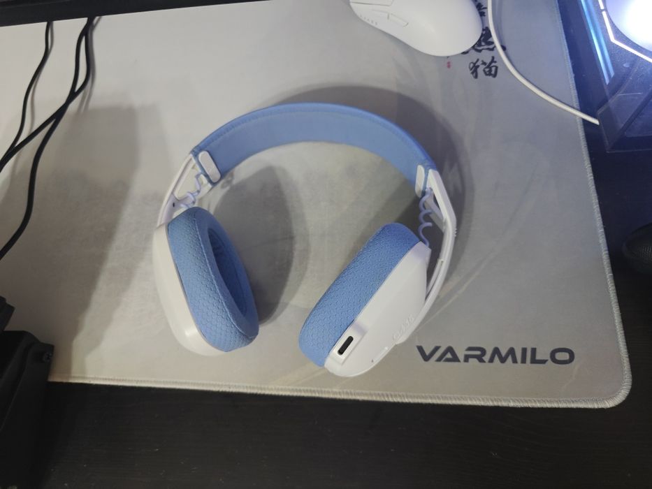 Беспроводные наушники Logitech g435