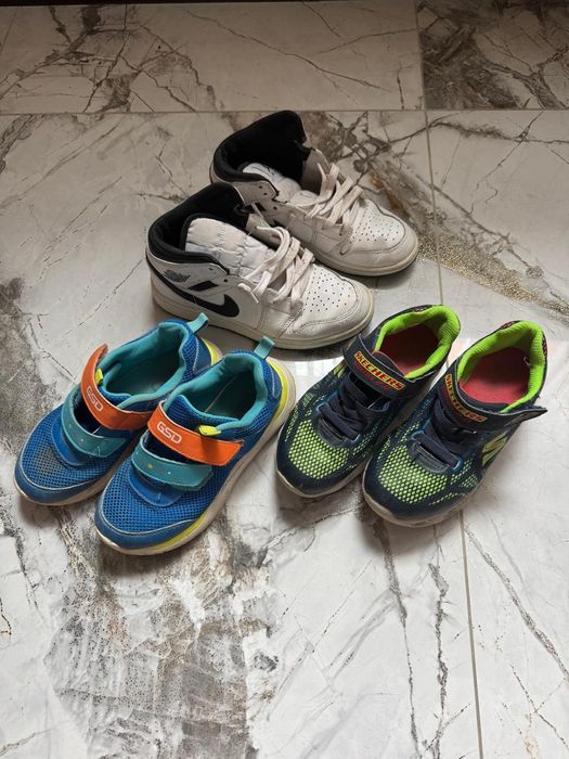 Кроссовки в хорошем состоянии