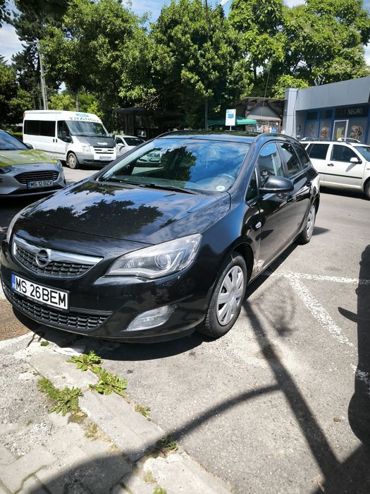 Opel Astra J 1.7 CDTI ecoflex sport tourer