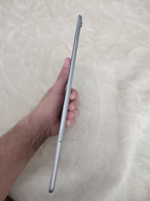 Продам iPad pro.