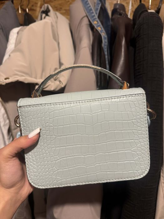 Чанта оригинална guess