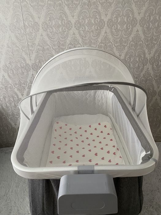 Манеж -кровать с автоукачиванием