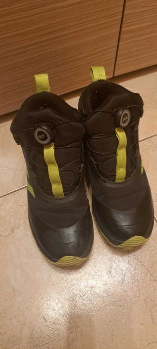 Зимни маратонки 38 adidas