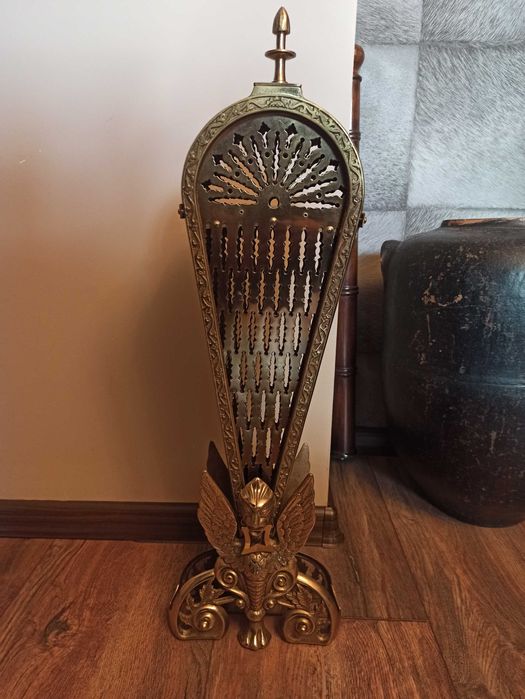 Месингова решетка, параван за камина