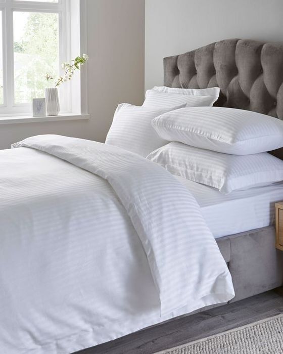 Подарки подарки постель.