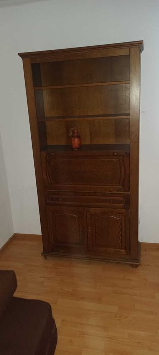 Vand mobila veche de sufragerie