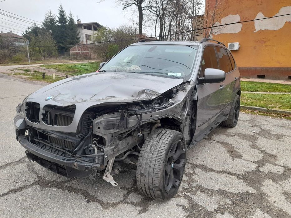 Бмв х5 е70 3.0д 235кс на части