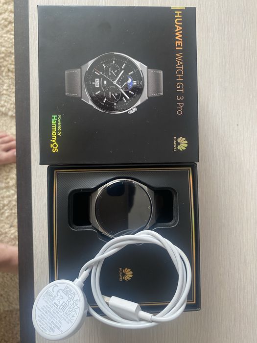 Ceas Huawei watch gt3pro curea piele stare buna