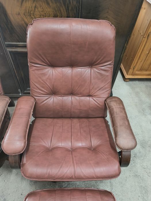 Relax кресло с отоманка от естествена кожа