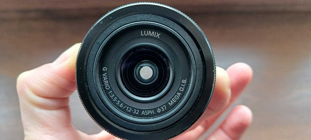 Продавам Panasonic LUMIX GX80 + 2 обектива (12–32mm и 35–100mm)