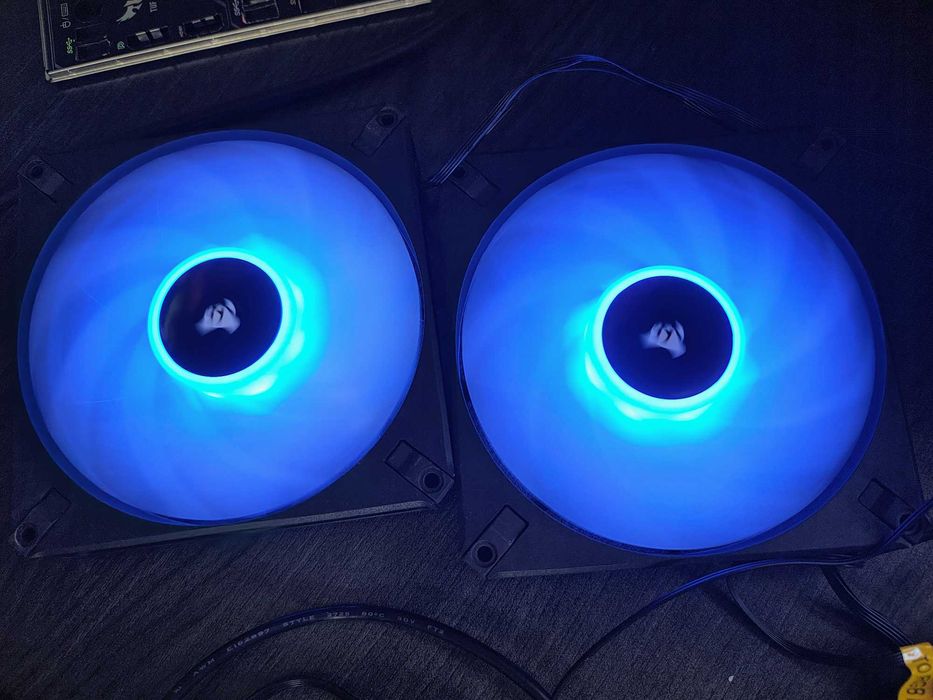 2 x Cooler, ventilator Corsair AF140 Elite RGB, PWM, 140mm