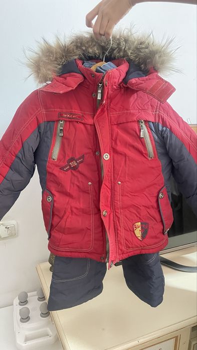 Продам куртку комбинезон