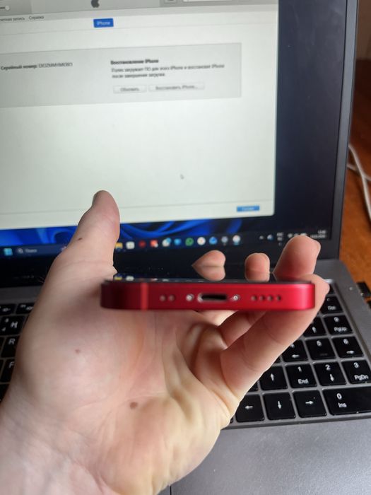 Продам айфон 13 мини 128