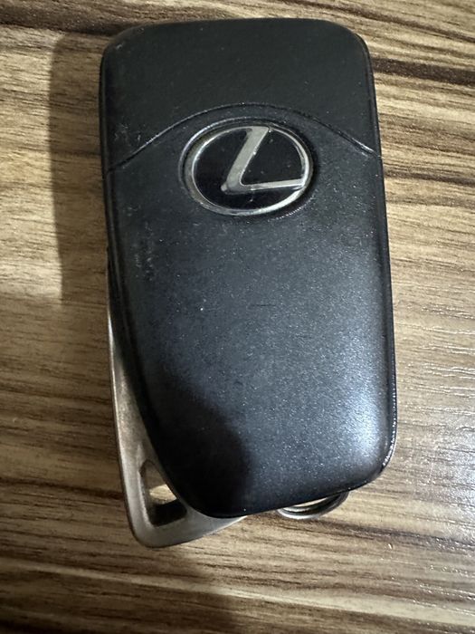 Ключ от Лексус Rx Es LX