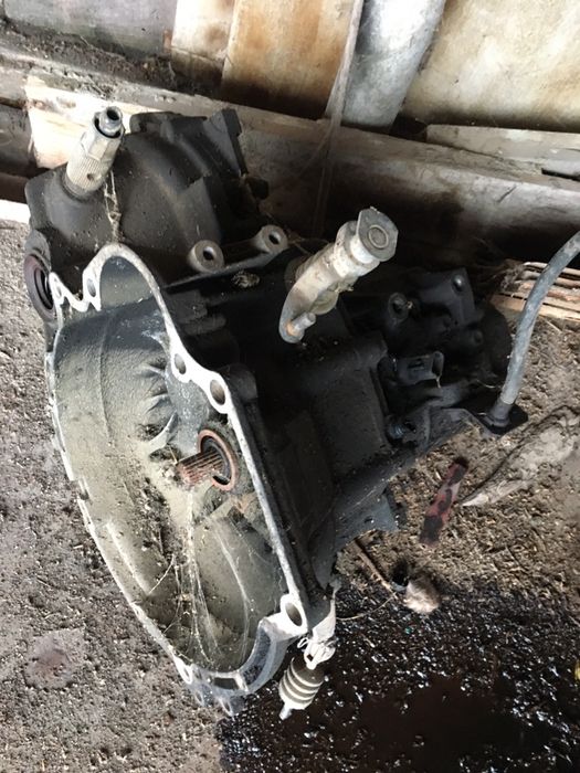 Hyundai accent,Хюндай Акцент-На Части се продава