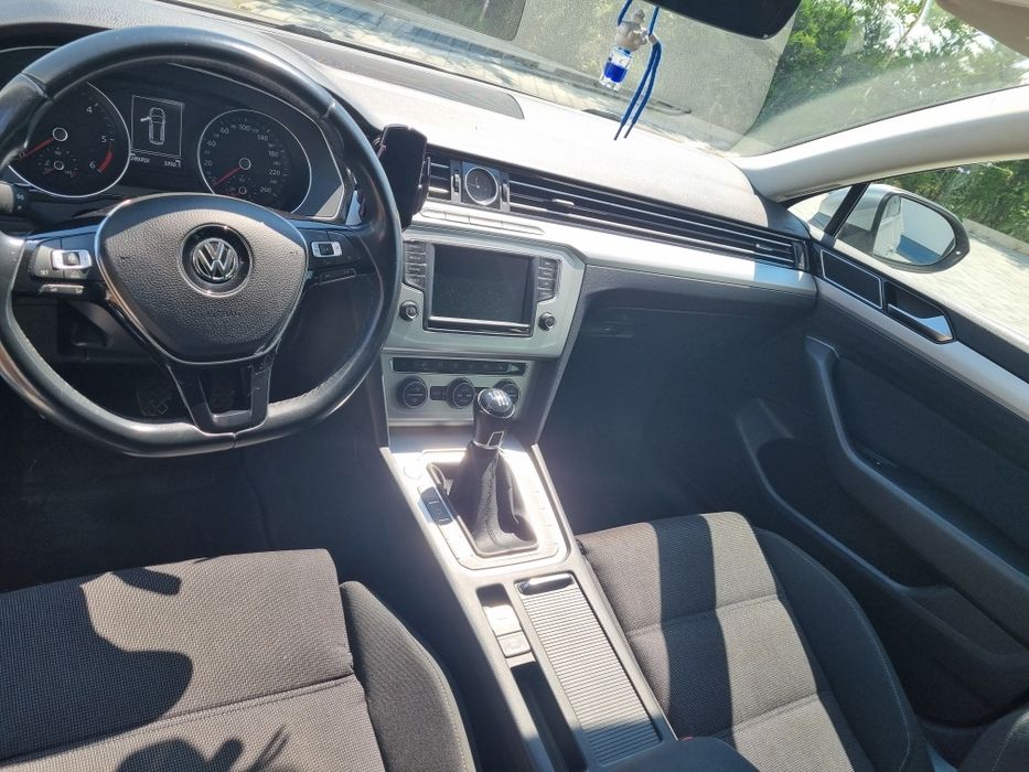 VOLKSWAGEN Passat 2017 — imagine 4