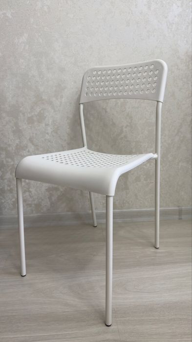 Продам стул IKEA
