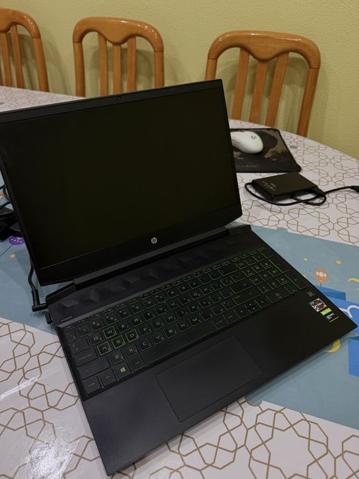 Продам ноутбук hp pavilion
