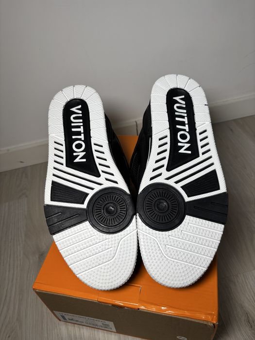 Louis Viutton adidași