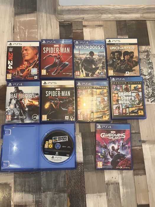 Playstation 5 + игри
