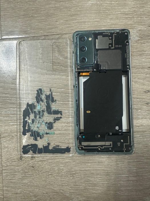 Продам самсунг с 20фе