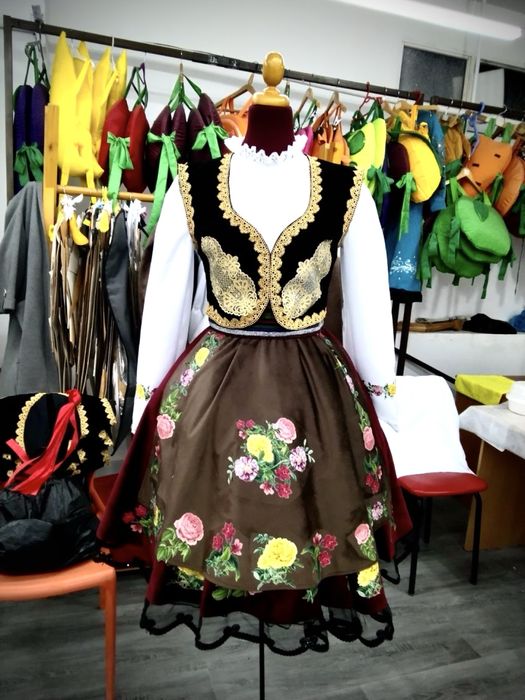 Пошив переделка карнавальных костюмов и одежды