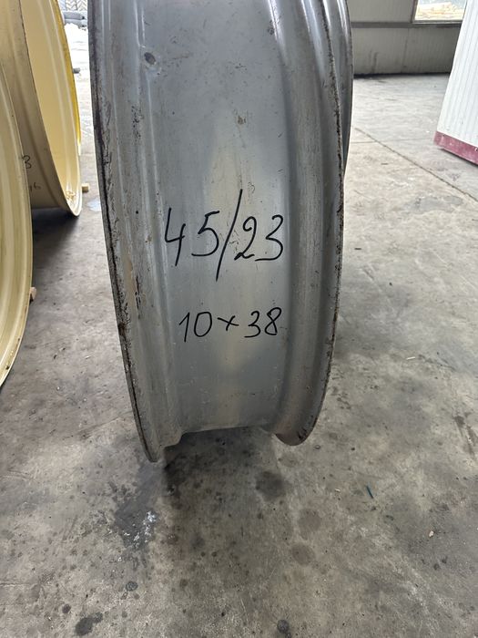 Vind jante tractor  de ocazie