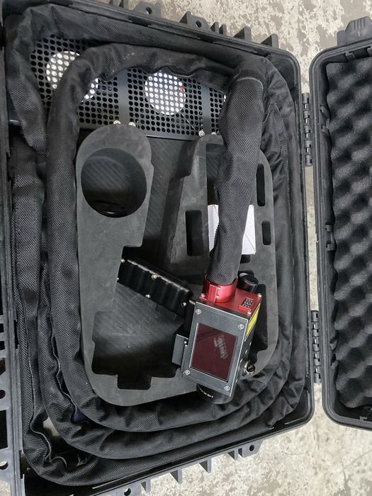 Лазерна машина за почистване : Laser cleaning machine