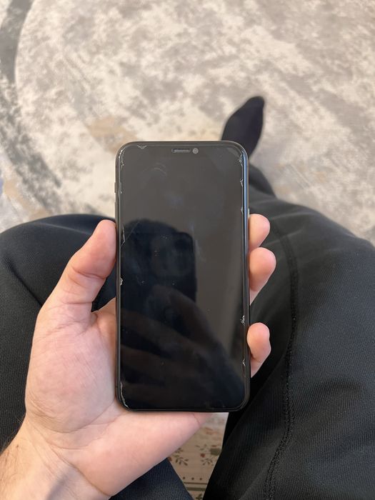 Продам iphone 11 pro 64gb